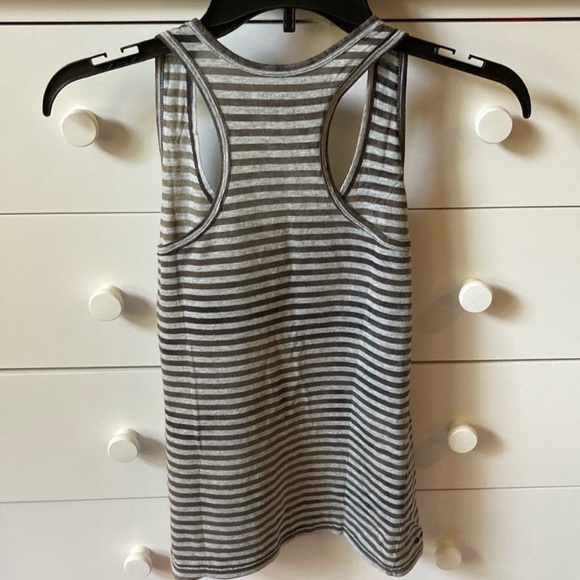 🛹 Converse Size Small Striped Racerback Tank Top - Picture 3 of 13